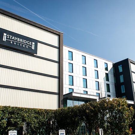 Staybridge Suites London Heathrow - Bath Road, An Ihg Aparthotel Хитроу Экстерьер фото