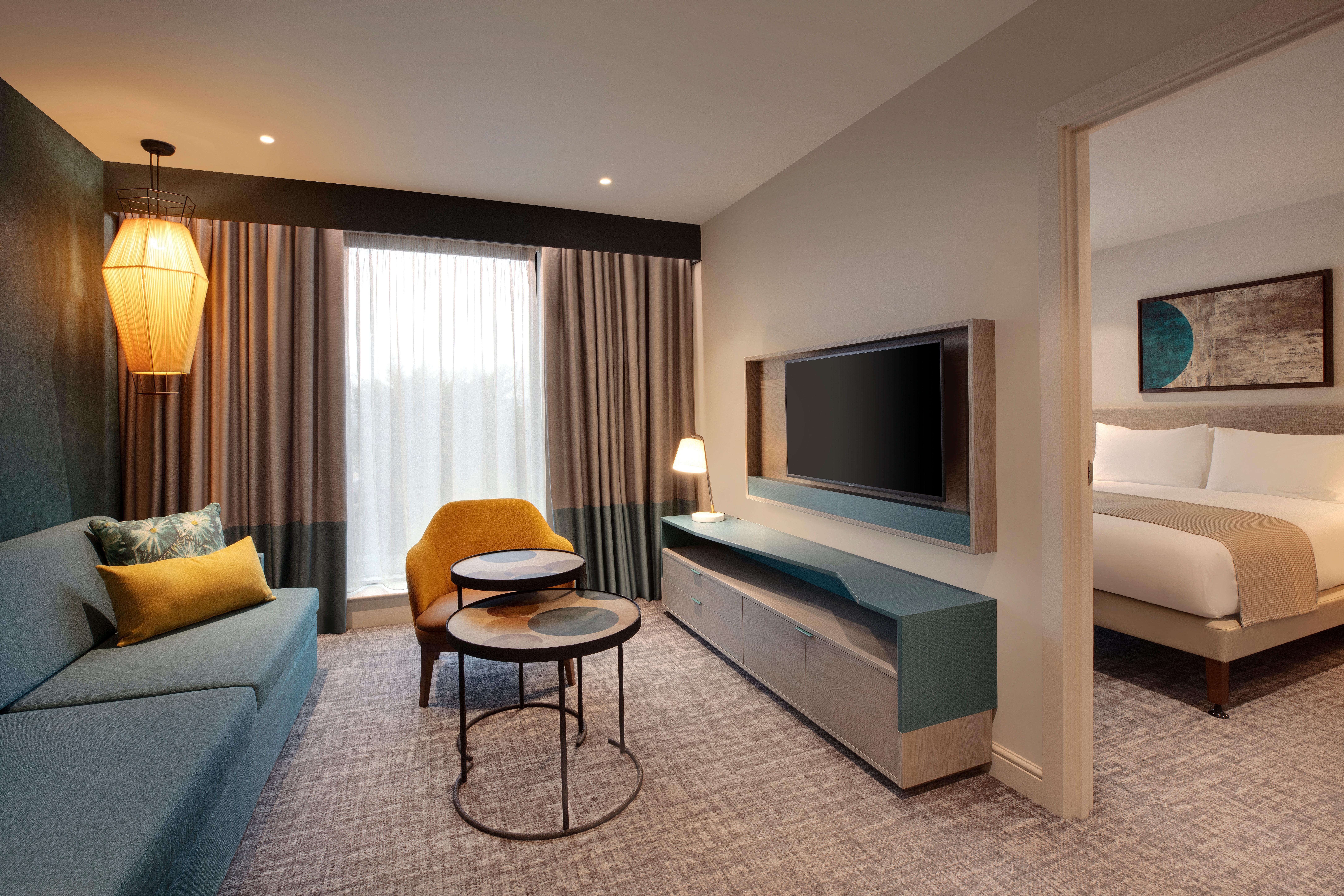 Staybridge Suites London Heathrow - Bath Road, An Ihg Aparthotel Хитроу Экстерьер фото