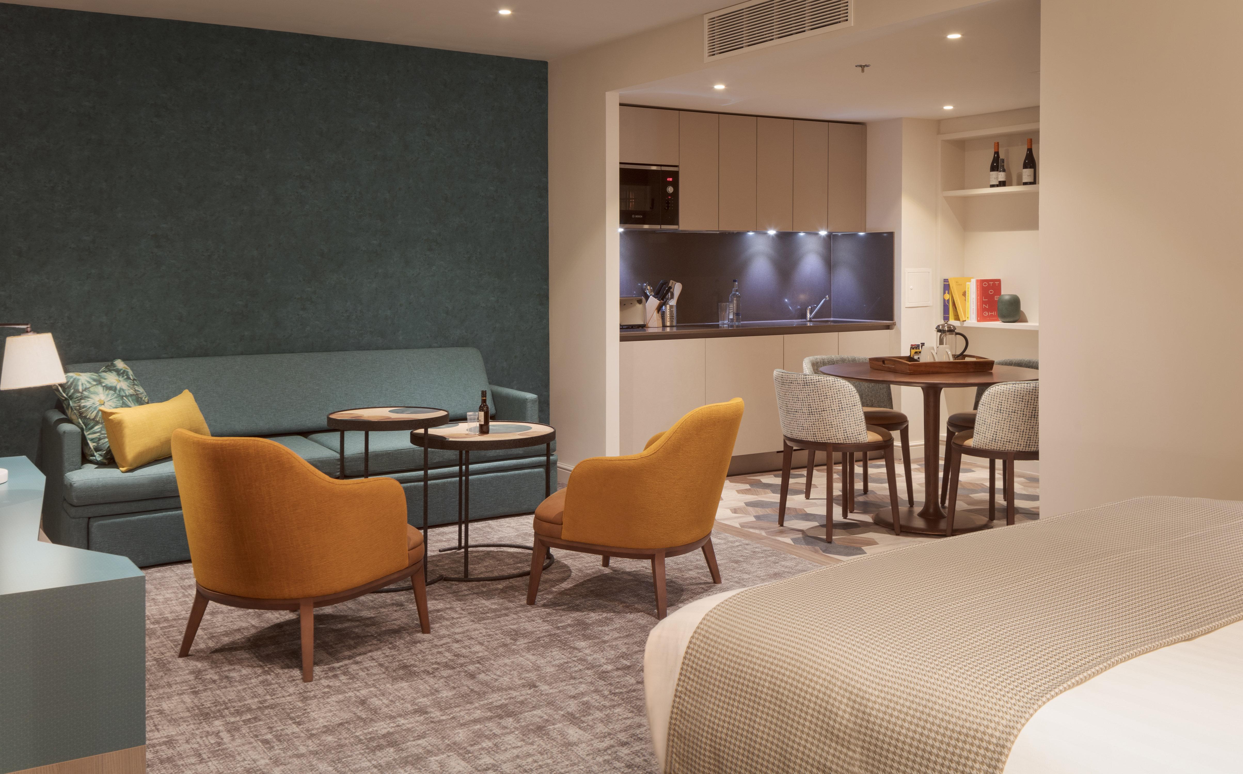 Staybridge Suites London Heathrow - Bath Road, An Ihg Aparthotel Хитроу Экстерьер фото